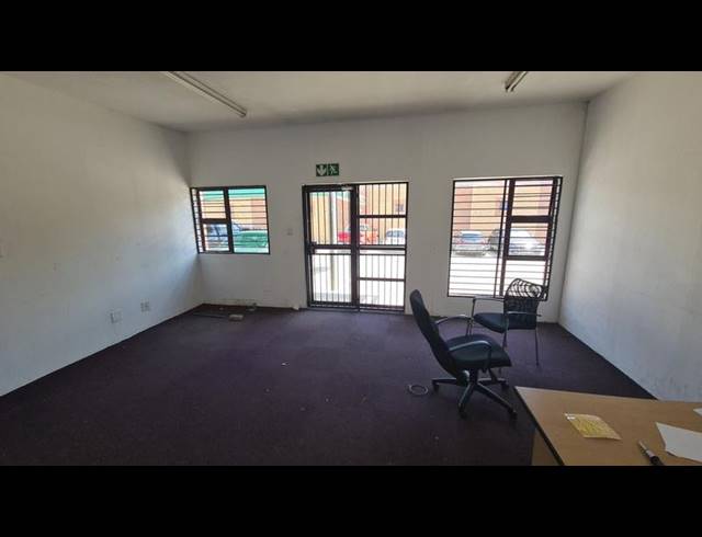 INDUSTRIAL PROPERTY TO RENT IN HALFWAY HOUSE